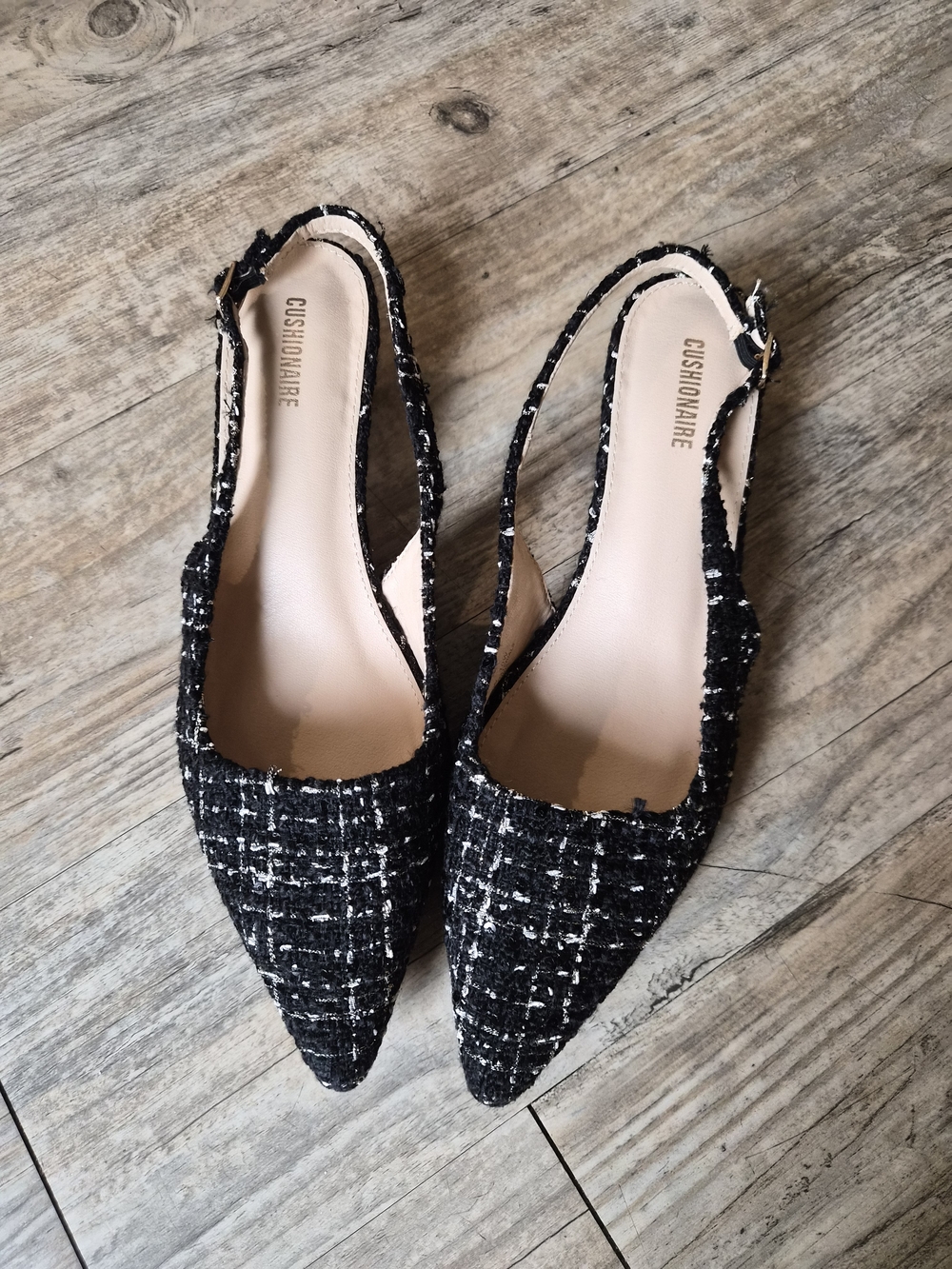 Cushionaire Black Tweed Pointed Slingback Kitten Heels